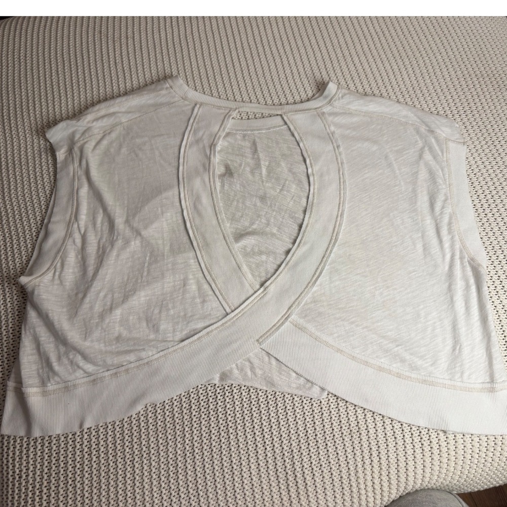 Free People FP Movement My Time Tee White Slub Knit Open Back Crop Top Size M